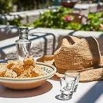 Hotel Iokasti 3*