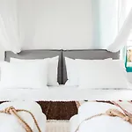 Iokasti Hotel 3*