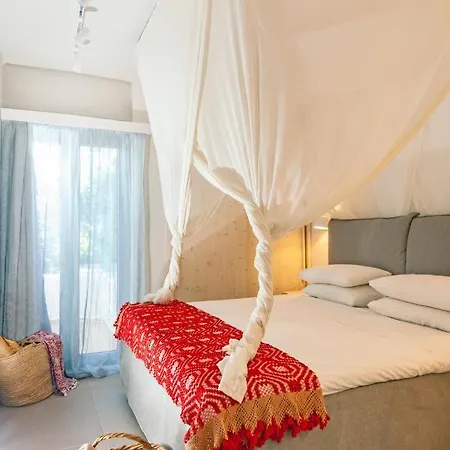 Iokasti Hotel 3*