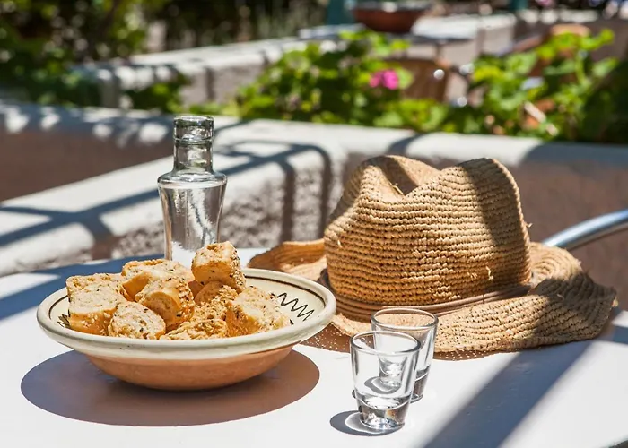 Ξενοδοχείο Iokasti 3*